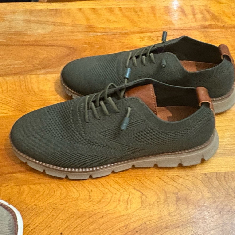 Men's Olive Green Casual Shoes